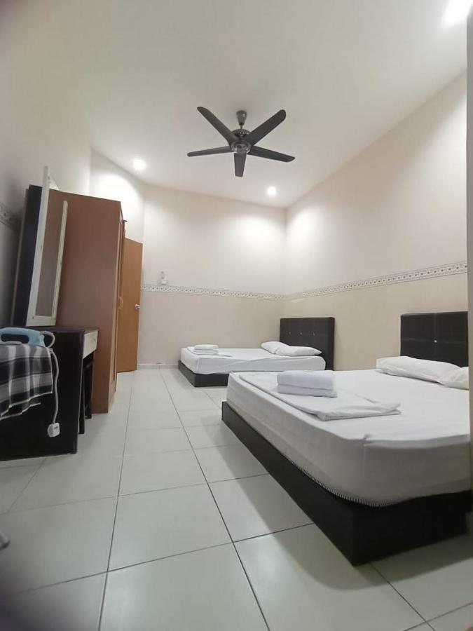 Seaview Promenade Homestay Дунгун Экстерьер фото